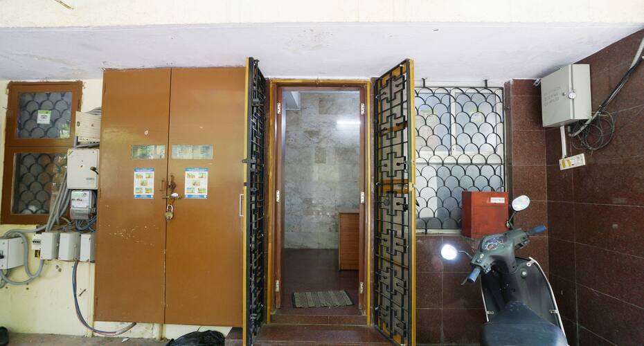 V. R. Home (SMR), Chennai 4